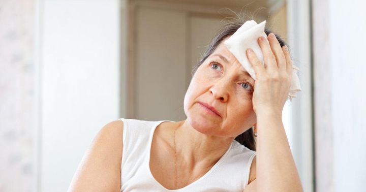 The Hidden Problem Affecting Nearly 3 Out of 4 Women with Hot Flashes